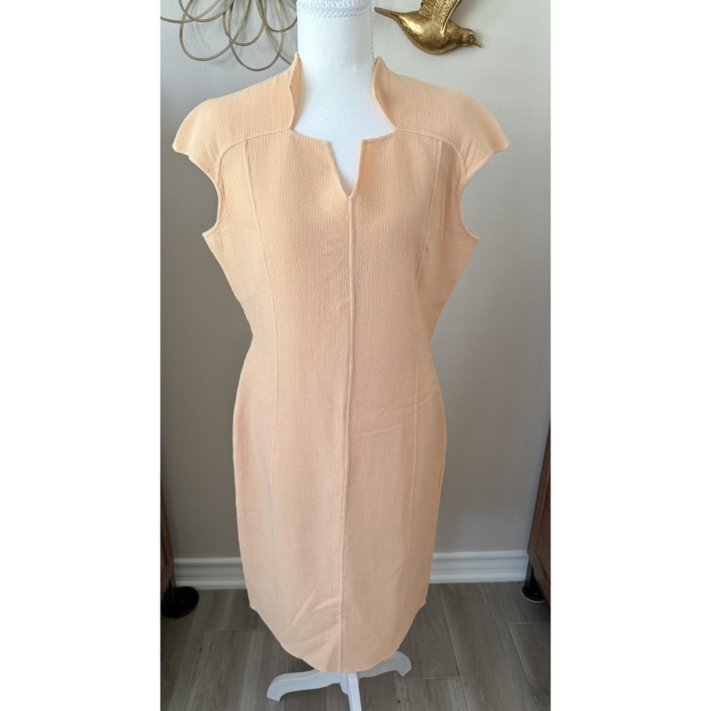 St. John Collection Wool Sheath Dress Peach Cap Sleeve Career Size 8 USA